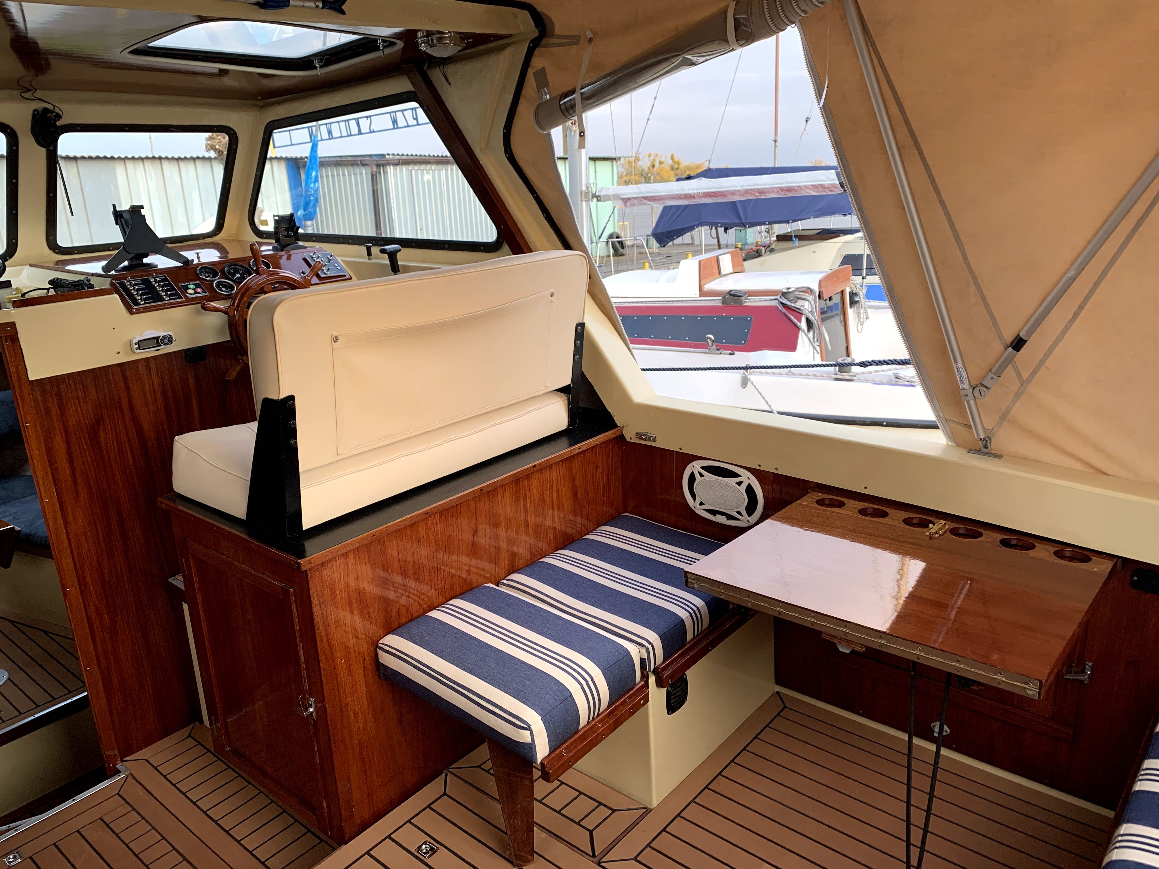 Pilne!!! Łódź motorowa, houseboat Comet 26 z przyczepą