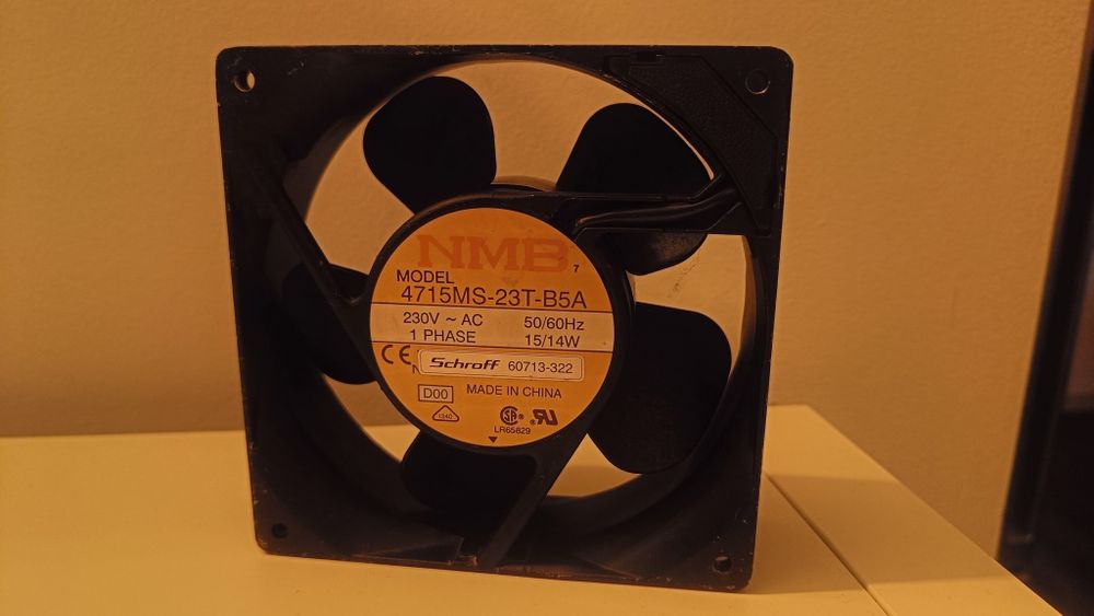 Wentylator osiowy NMB 4715MS-23T-B5A