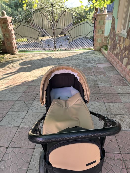 Дитяча універсальна коляска