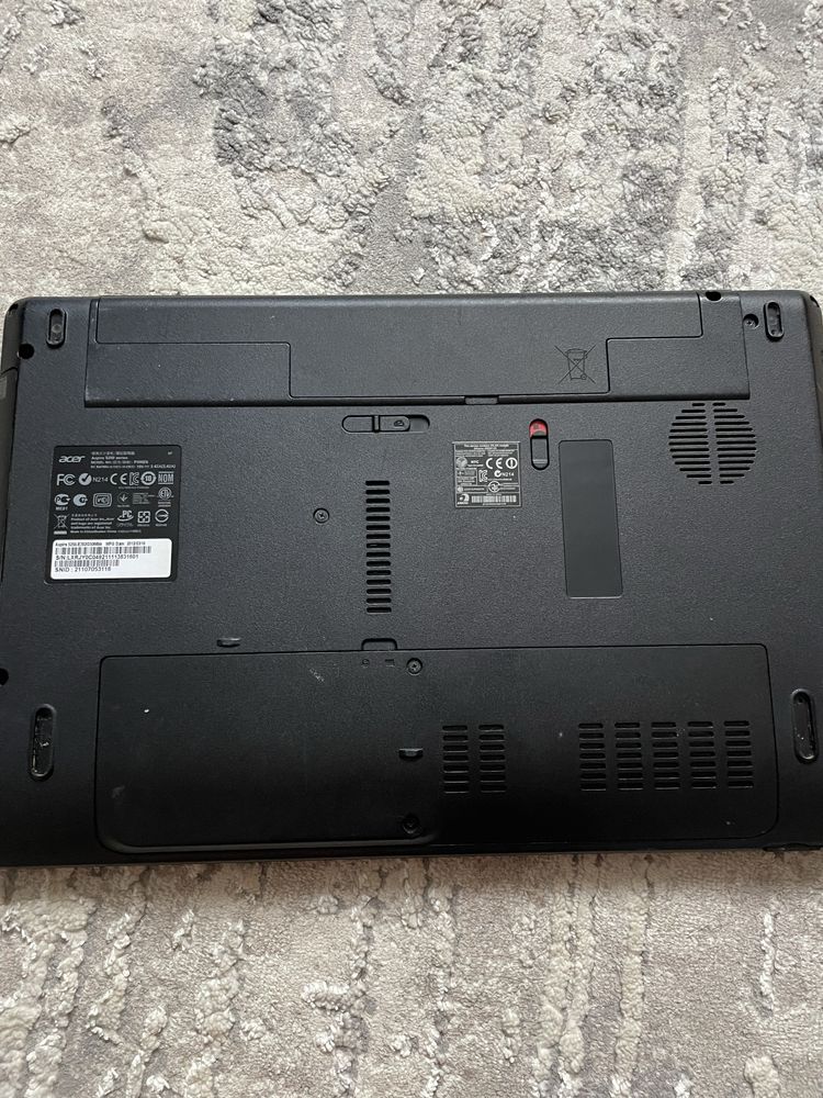Ноутбук acer модель p5we6