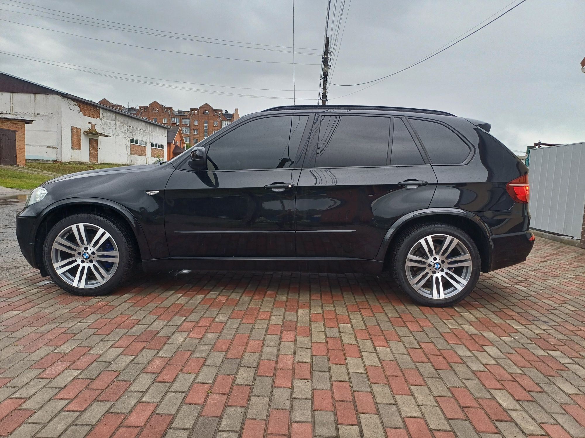 Продам BMW X5 2011 рік 3.0 дизель