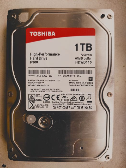 HDD Toshiba 1 Тб, гарний стан, гарантія
