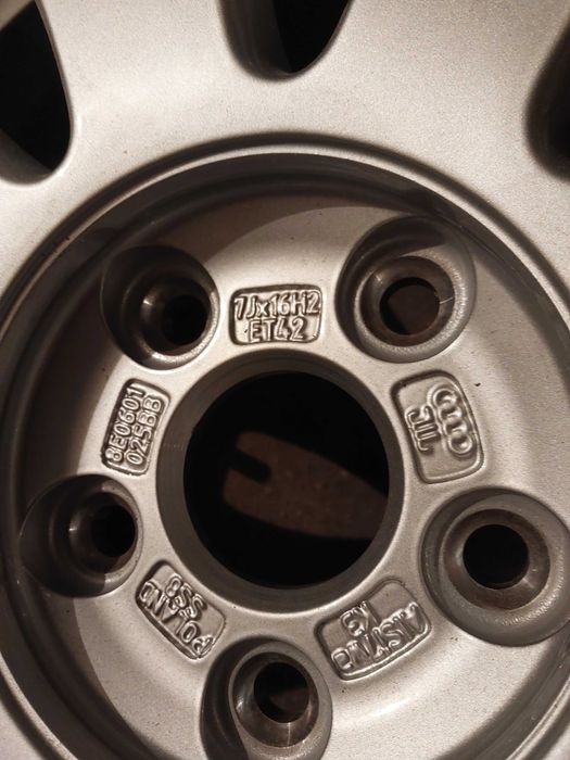 Sprzedam Alufelgi 16' -5szt oryginał + opony zimowe