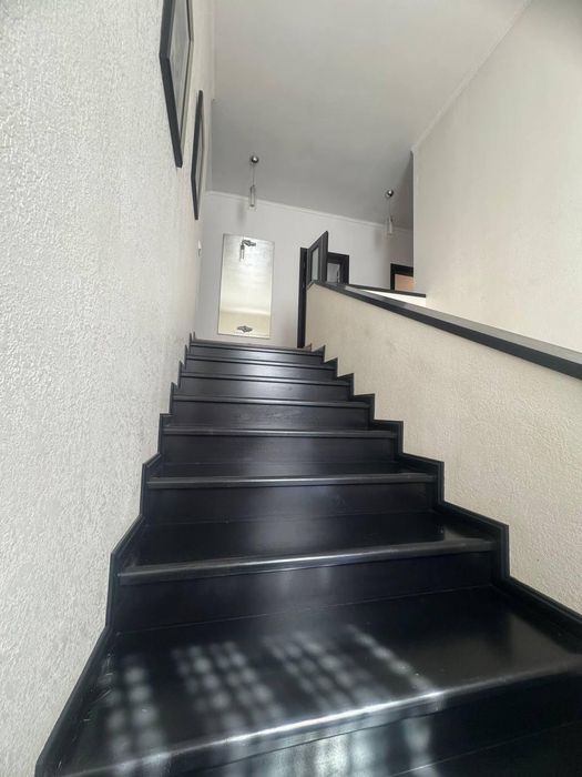 В продаже двухэтажный дом с ремонтом (209-993)