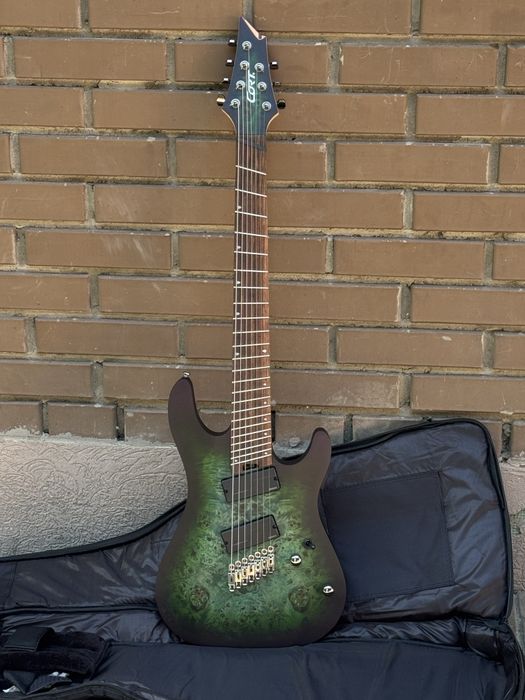CORT KX507 MS

Гітара нова, не має ніяких механічних пошкоджень і цара