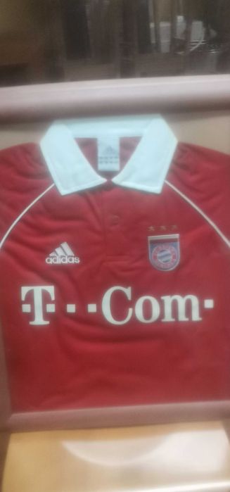 Camisolas de futebol em molduras