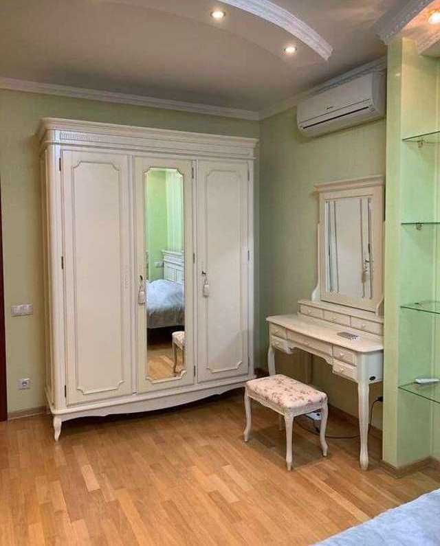 Продаж 3К квартири Срібнокільська 1, м. Позняки
