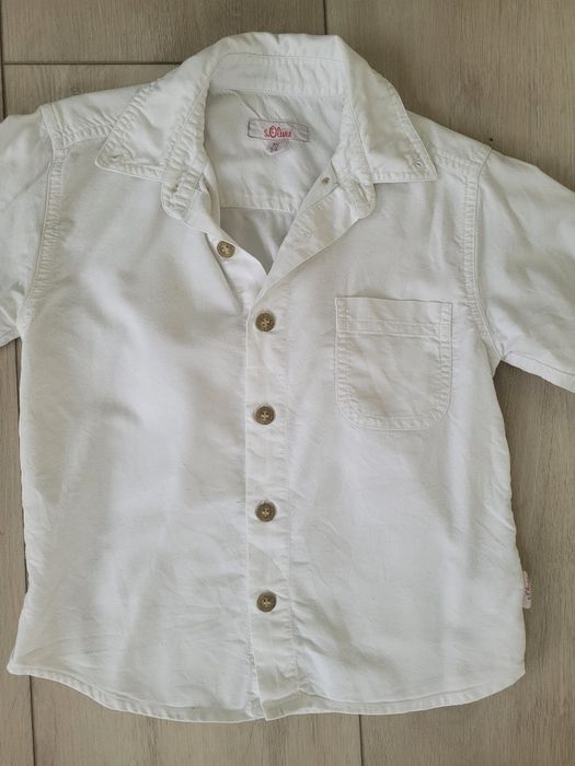 Koszula chłopięca biała S.Oliver rozm. 110 stan idealny