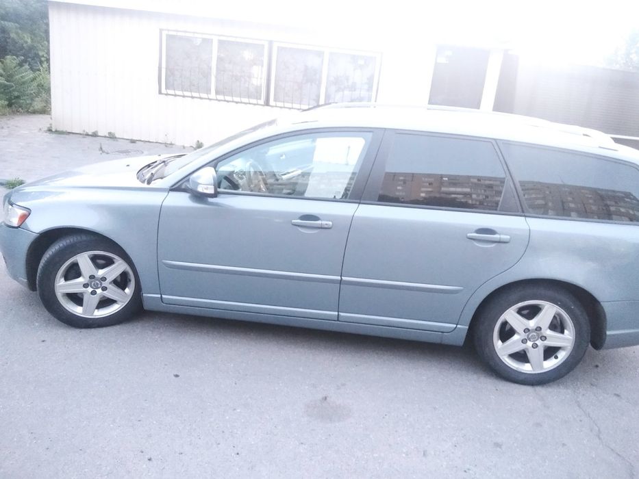 Продам машину Вольво в50