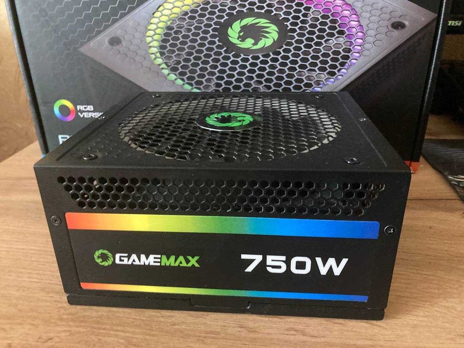Блок живлення GAMEMAX 750W RGB