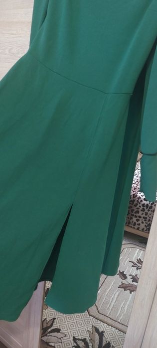 Плаття на дівчину