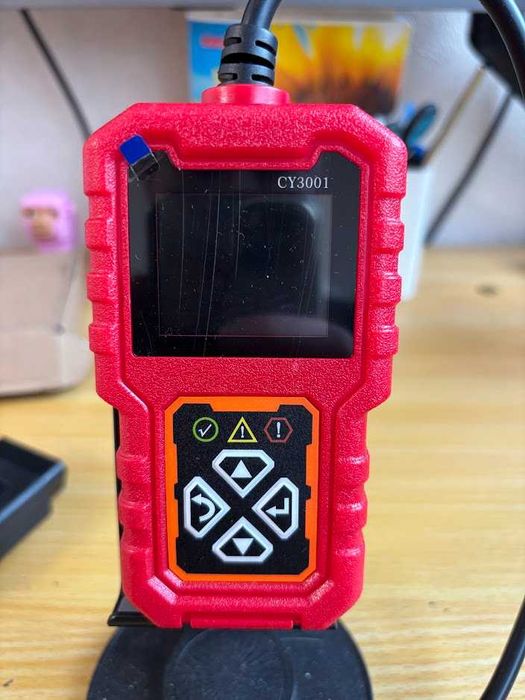 Професійний сканер OBD2 CY3001