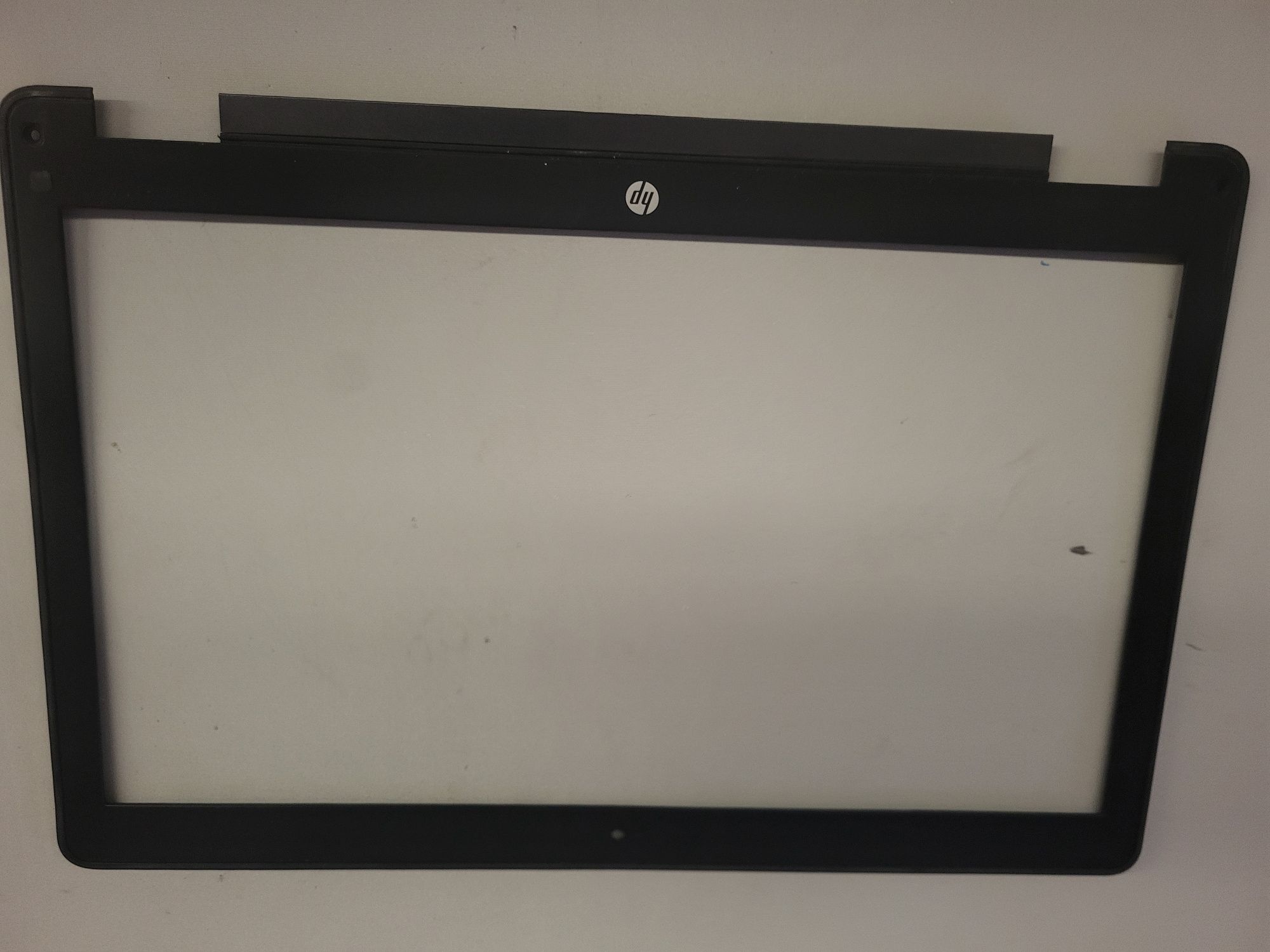 Sprzedam ramkę matrycy do Laptopa HP ZBook 15 G2.
