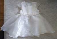 biała sukienka do chrztu r: 6-9miesiecy./O2