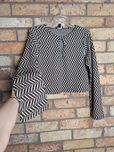 Bluzka crop top długie rękawy rozkloszowane ozdobny dekolt 42-44