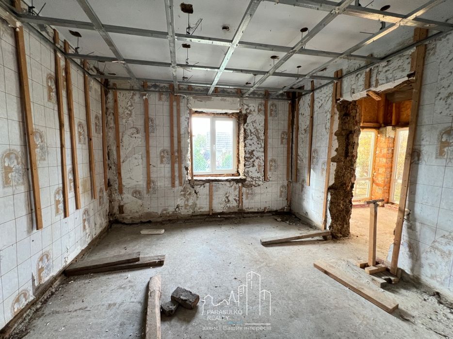 Продам будинок під ремонт!