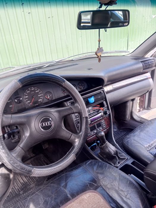 Продам Ауді 100 С4