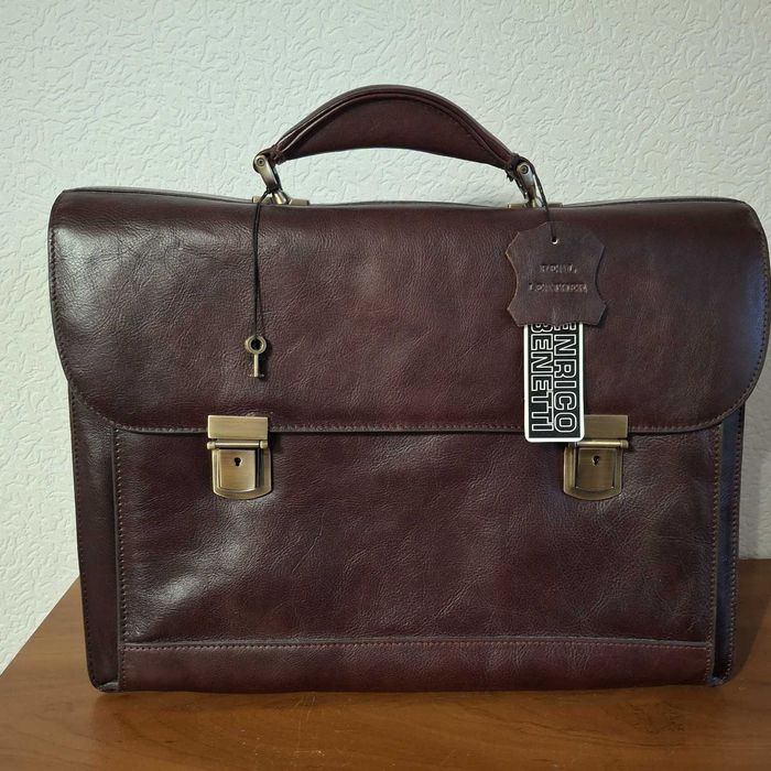 Шкіряний портфель Enrico Benetti