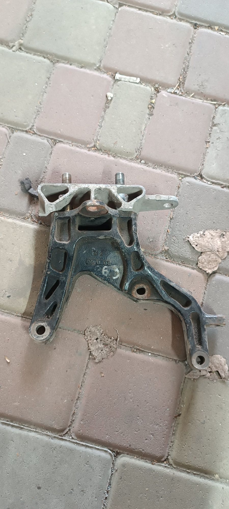 Кронштейн подушки КПП doblo 1.9tdi