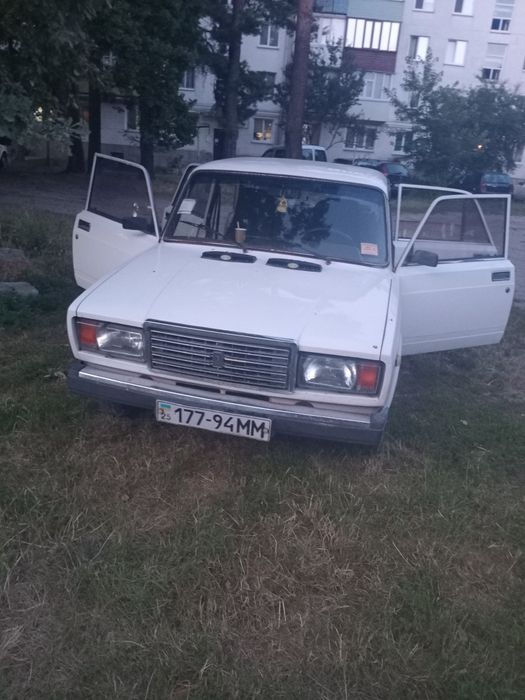 Хорошая машина едит бодро