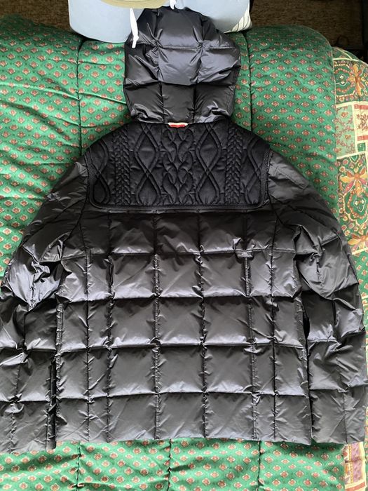 Moncler Gamme Bleu Puffer Jacket - Tamanho 4