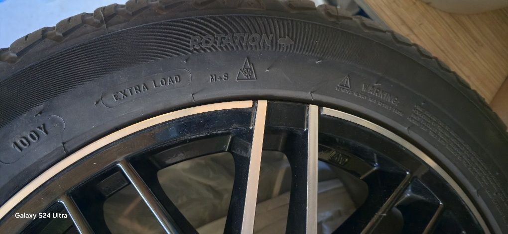 Felgi 18' z oponami Michelin