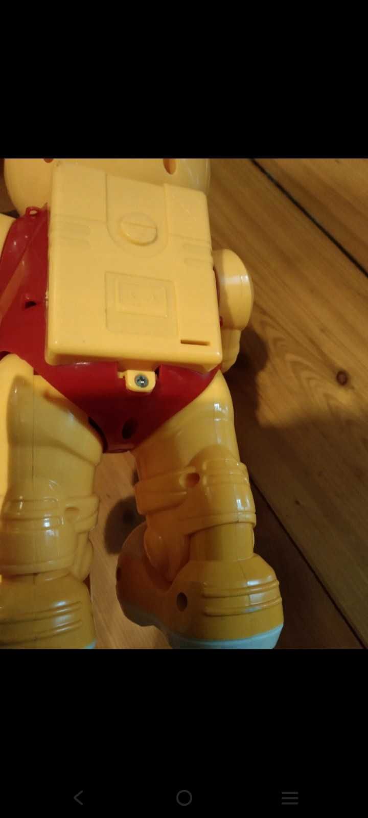 Robot dla małe dzieci, robi dźwięki