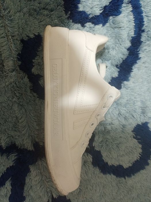 Кросівки тренд 2023