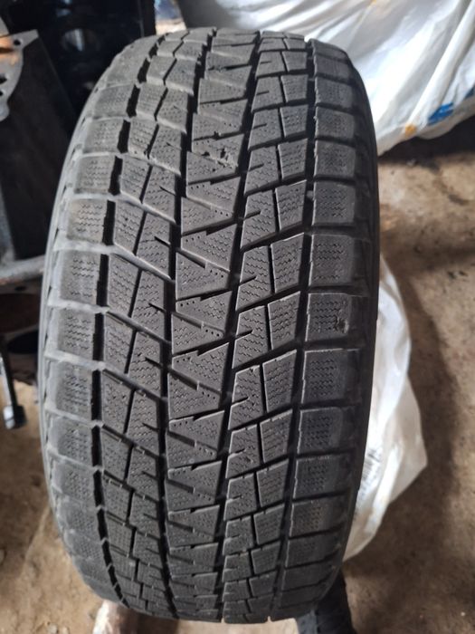 Bridgestone blizzak dm-v1 265/50 r20