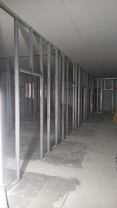 Gładzie, malowanie, zabudowy GK – solidnie i terminowo