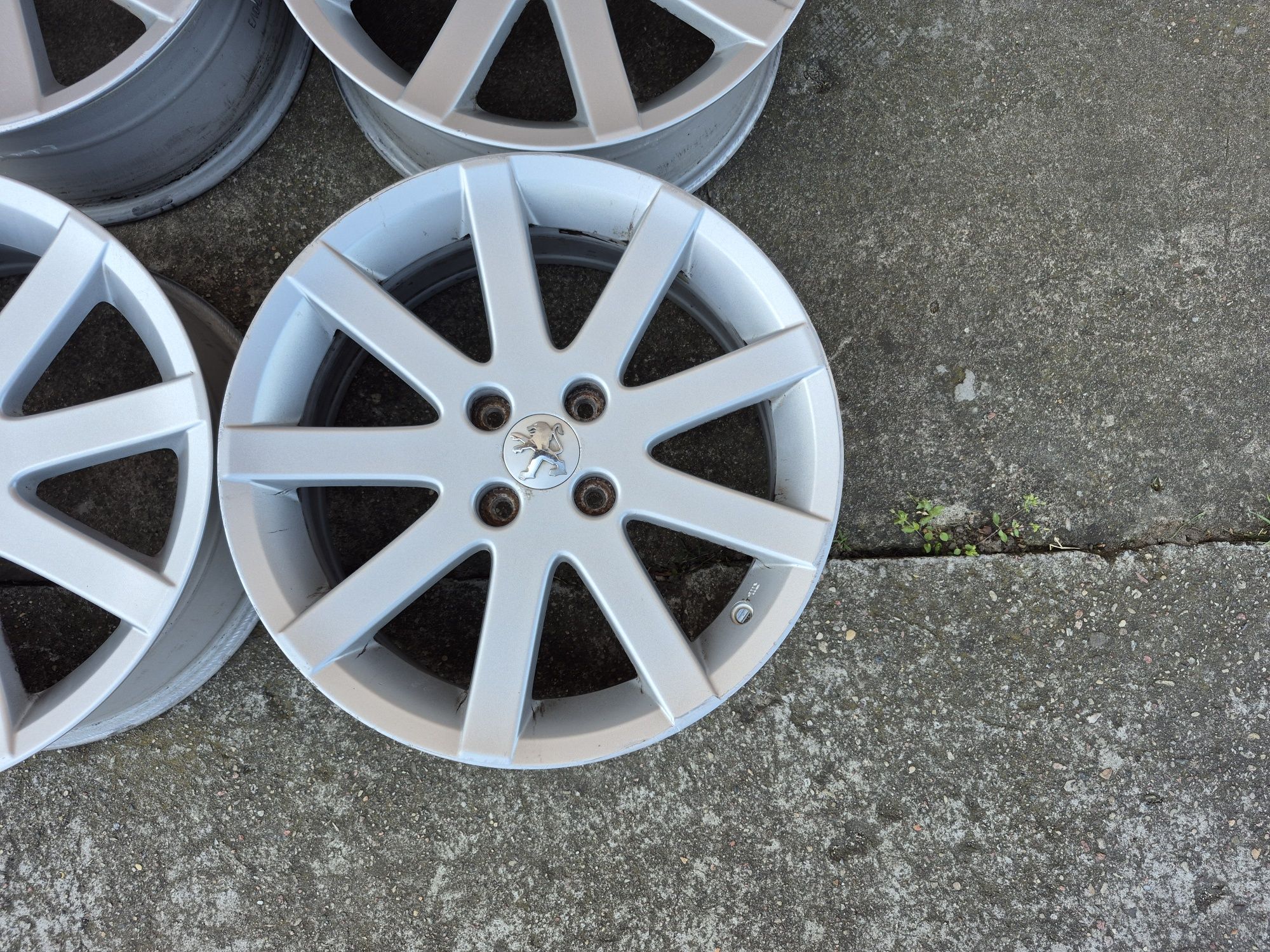 Felgi Alu Oryg PEUGEOT 208  DS3 2008 Citroen C4 4x108 17 Cali 7J ET 26