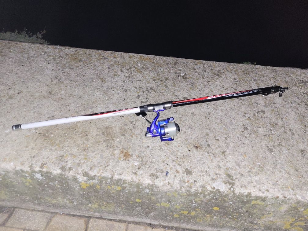 Vara de pesca 4,5M + carrete