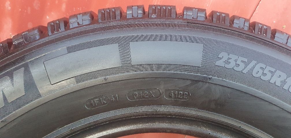 Michelin 235/65/16C