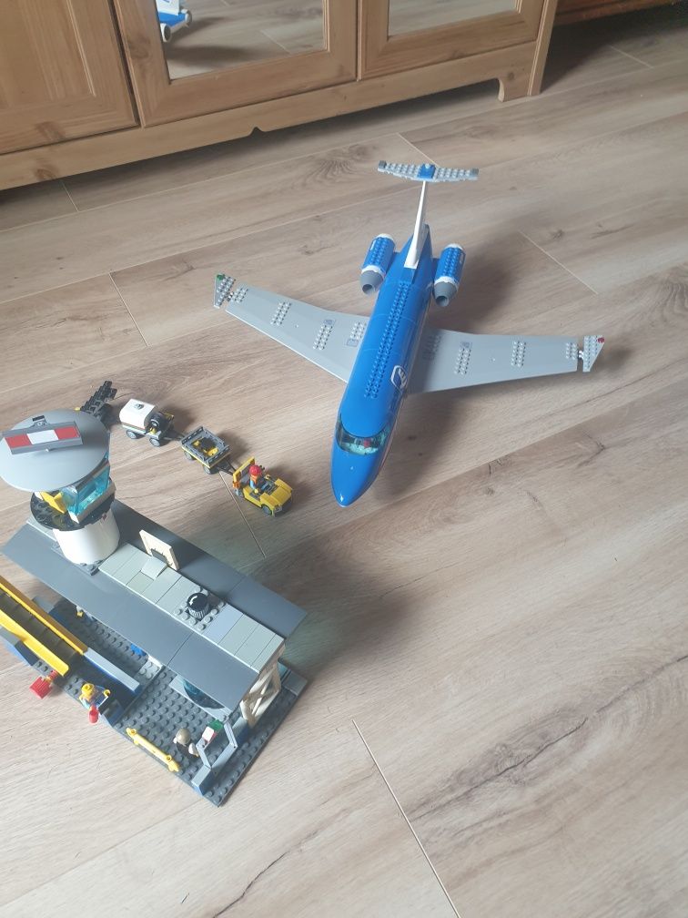 LEGO 60104 City - Samolot i Lotnisko