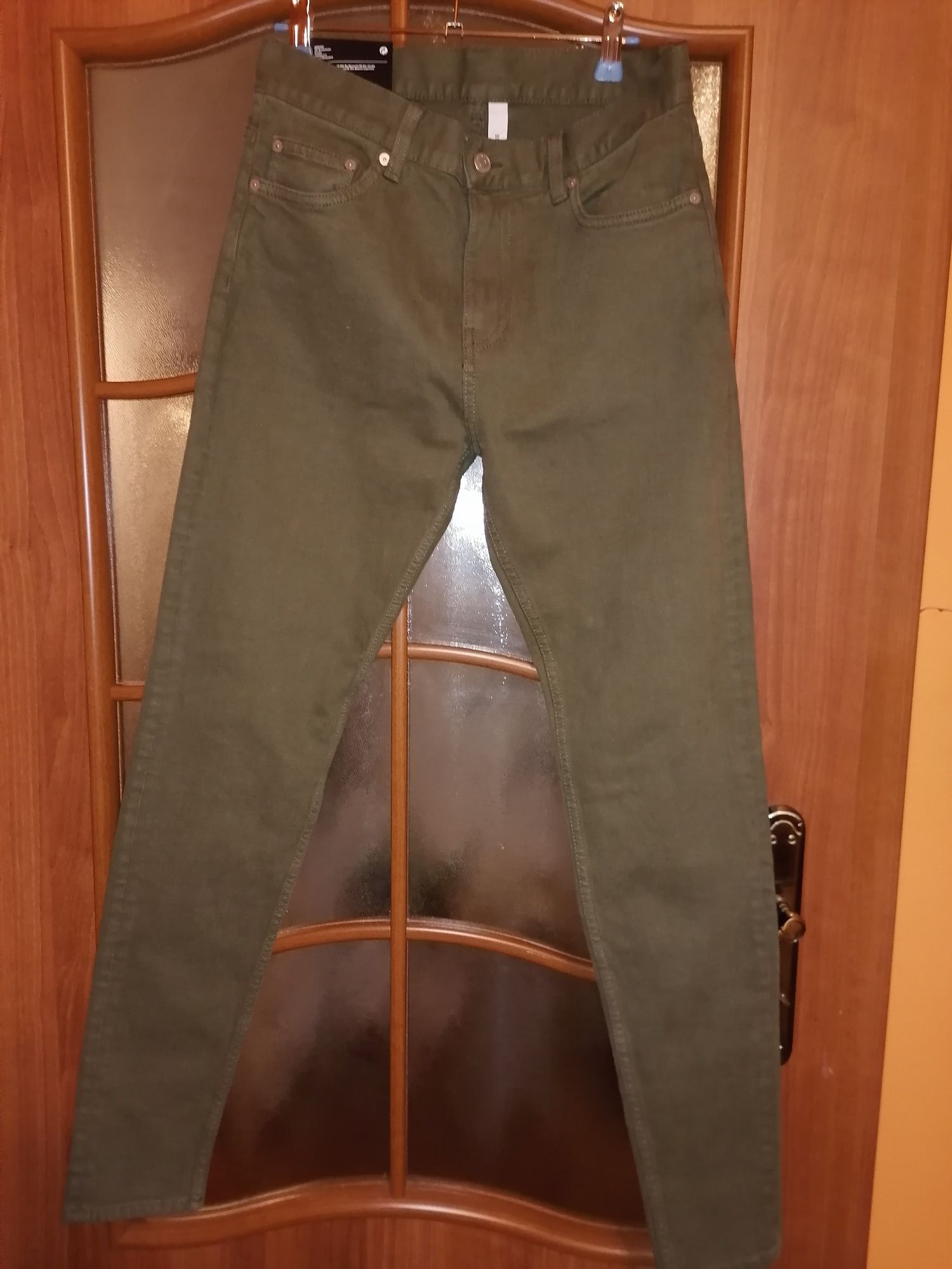 Nowe jeansy /spidnie Weekday r. 28/32
