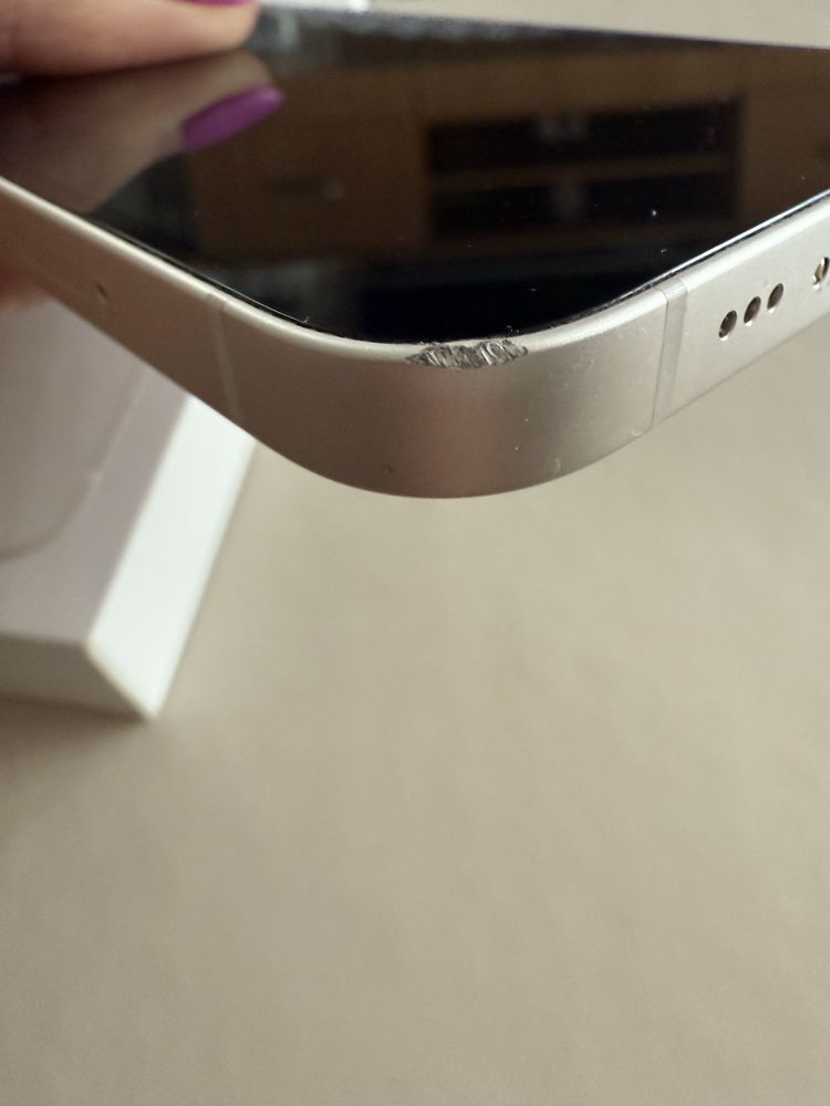 iPhone 13 biały - 128 GB