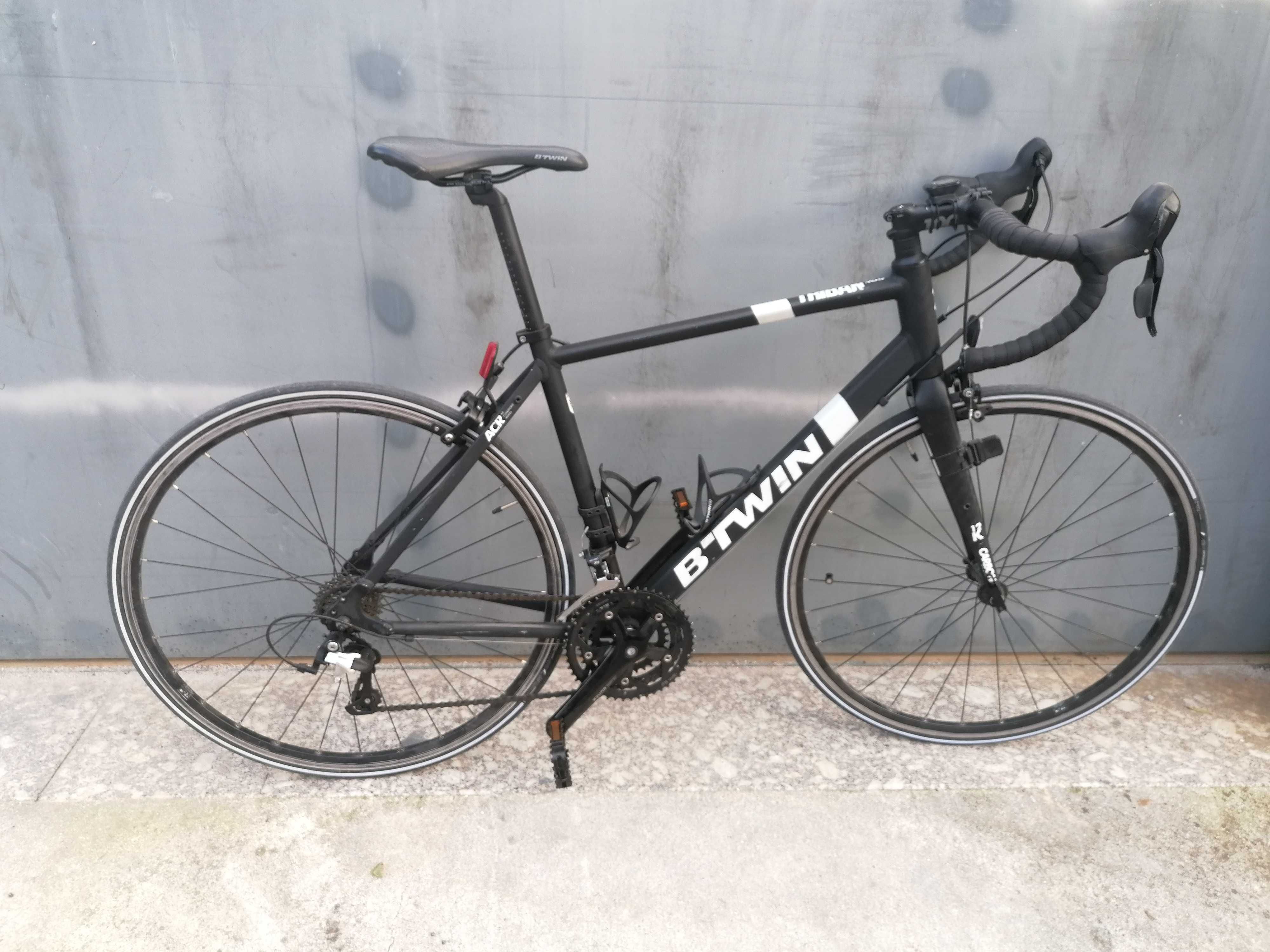 Bicicleta Bitwin Triban 500