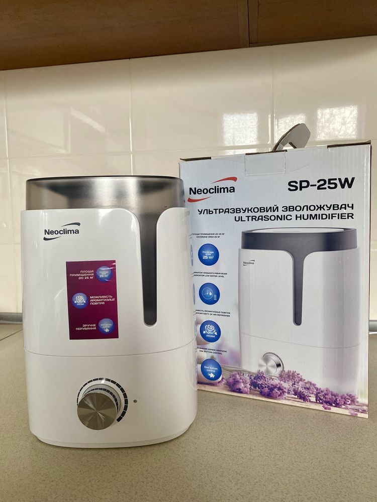 Зволожувач повітря Neoclima SP-25W