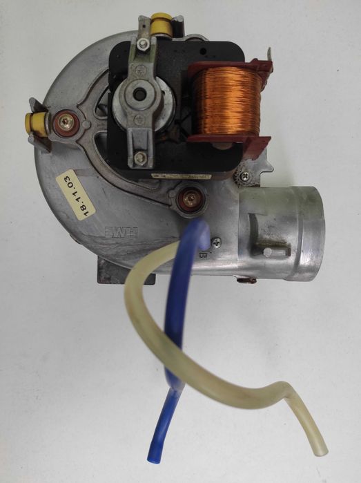 Котел Vaillant vuw int 282/2 turbo Запчасти. Разборка. Запчастини