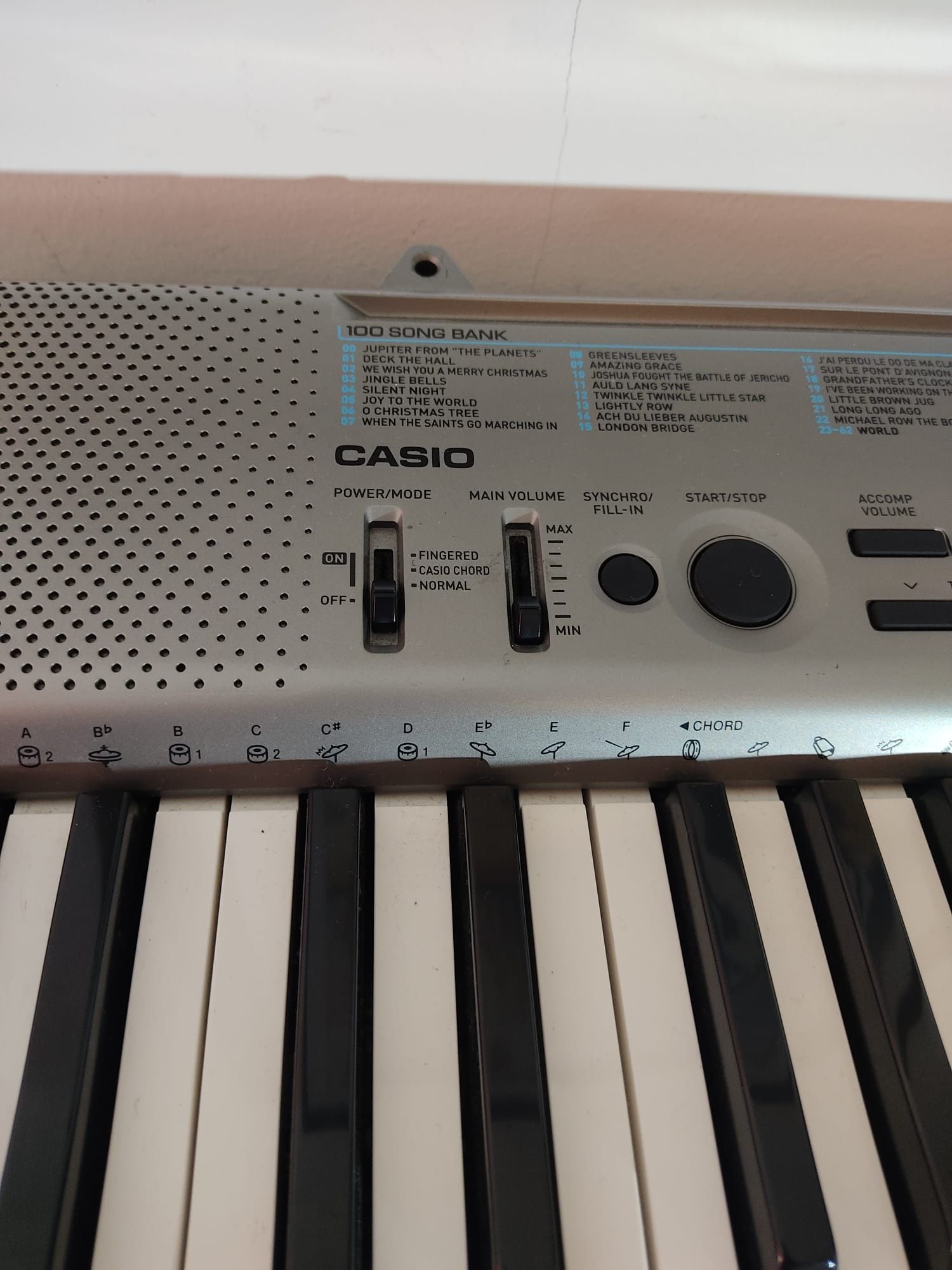 Órgão Casio CTK-1300
