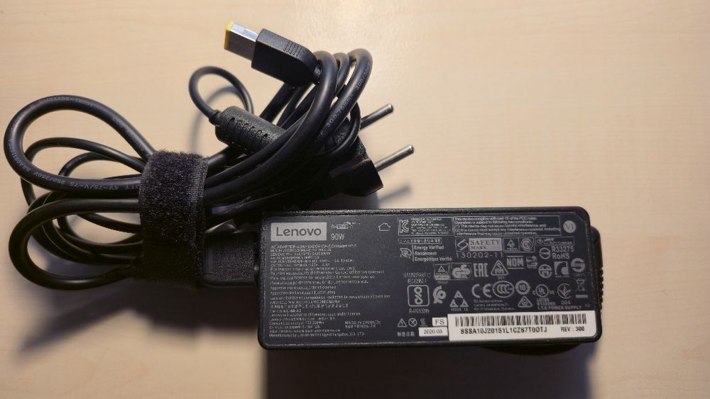 Stacja dokująca Lenovo Universal USB-C Dock 40AY+ org.zasilacz+ gratis