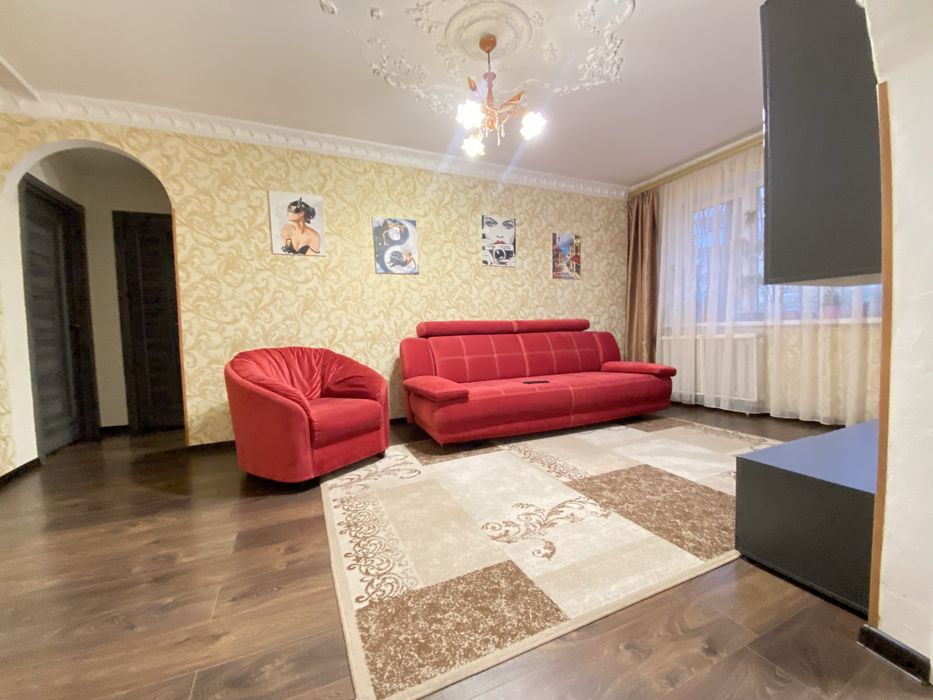 Сдам 3-ком пр Поля / Кирова . Центр в 10 мин