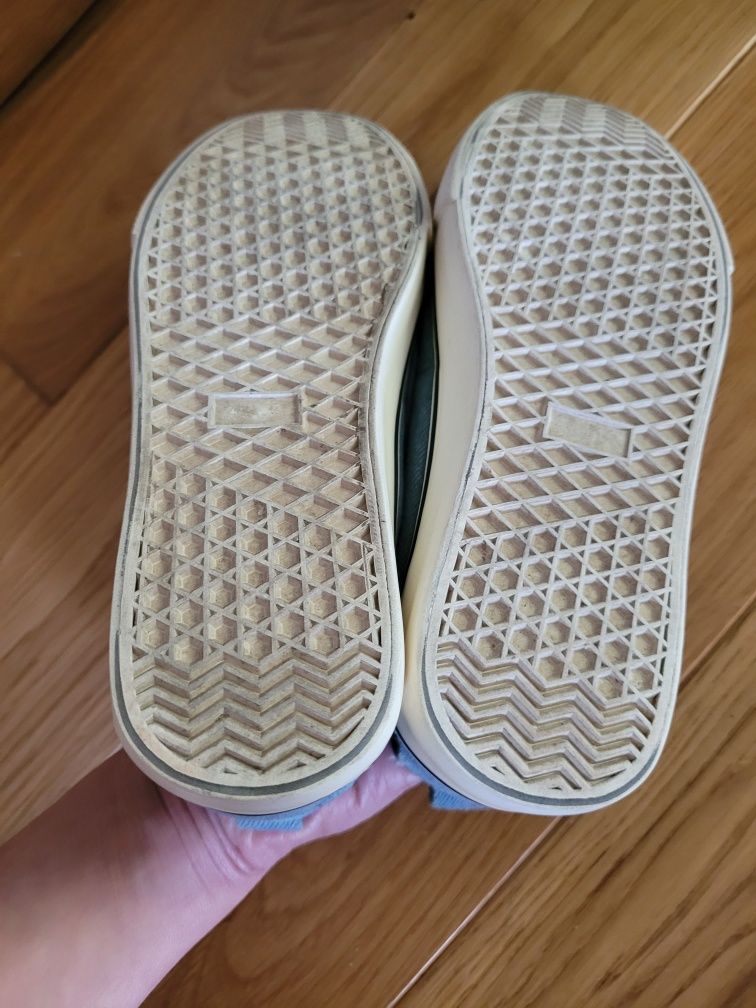 Mokasyny trampki buty r. 32 nowe
