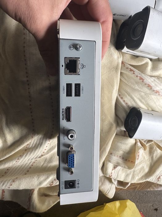 Zetpro Відеоспостереження  hdd 2 tb та 6 ip full hd камер