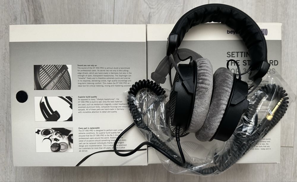 Beyerdynamic Dt 990 Pro Black 250 Ohm.