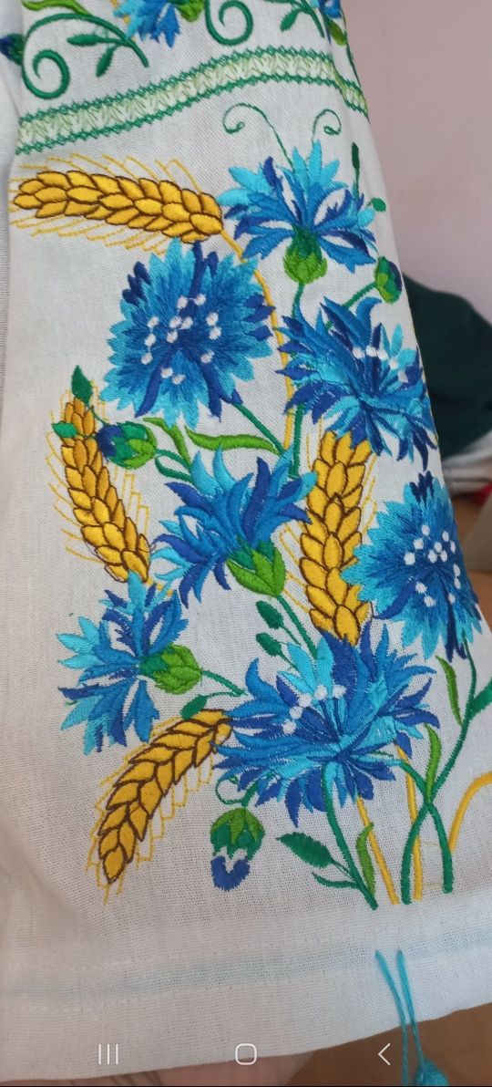 Вишиванка жіноча