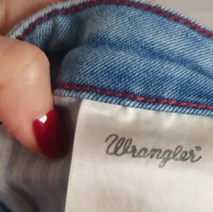 Spodnie wrangler w25l32 courtney niebieskie rurki dopasowane okazja