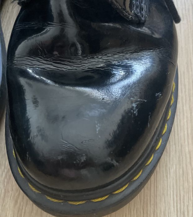 Buty glany trapery Dr. Martens model 1460 błyszczące