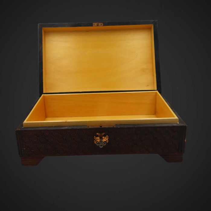 Szkatułka drewniana okuta blacha miedzianą B5/062975