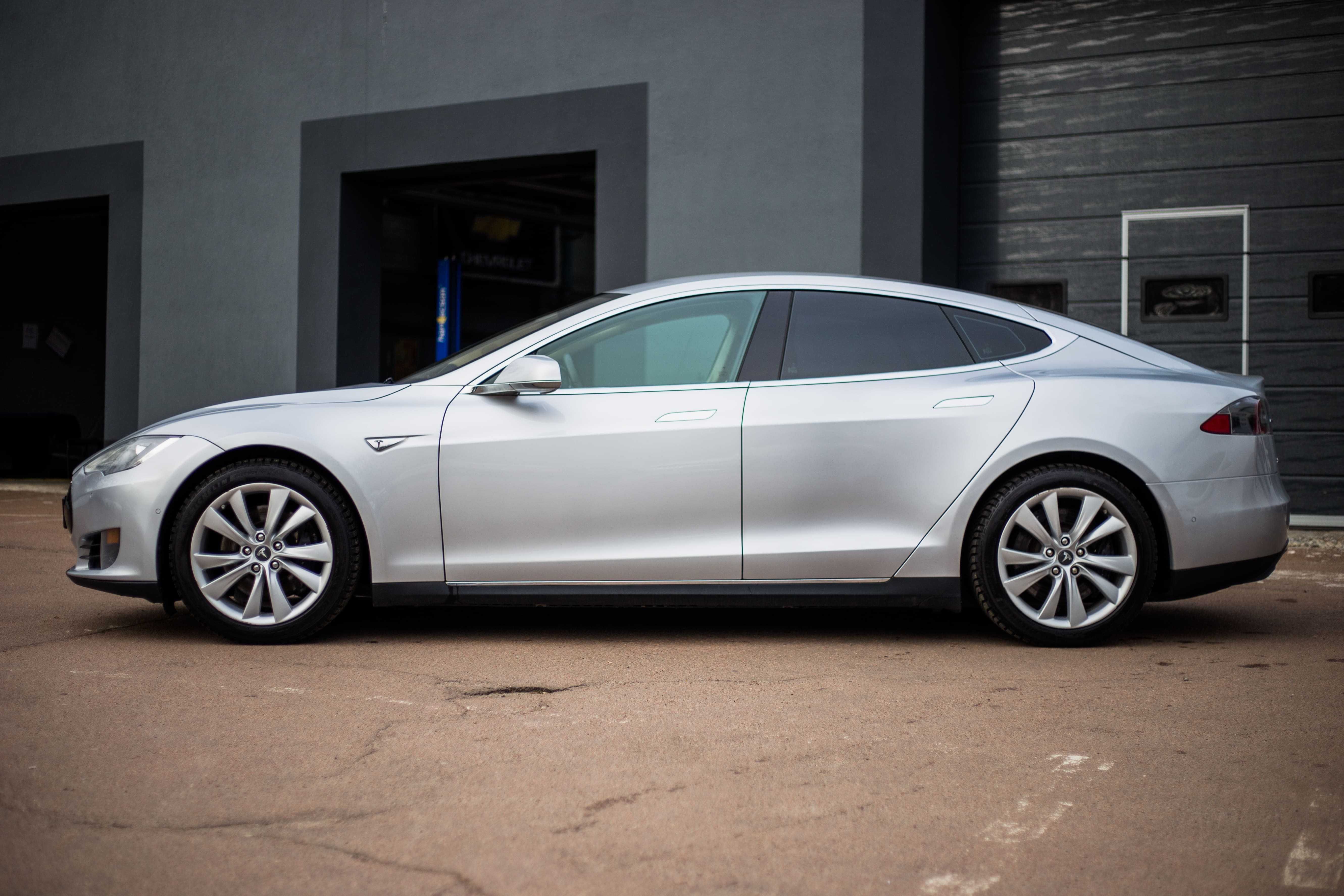 Tesla Model S 70 2015 р.в.